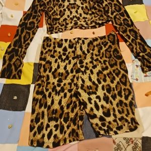 NIP Ladies Leopard Print Set